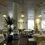De L'ecu Vaudois Hotel