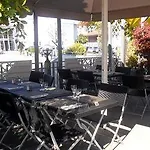 ホテル De L'ecu Vaudois Begnins