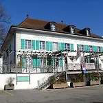 De L'ecu Vaudois ホテル Begnins