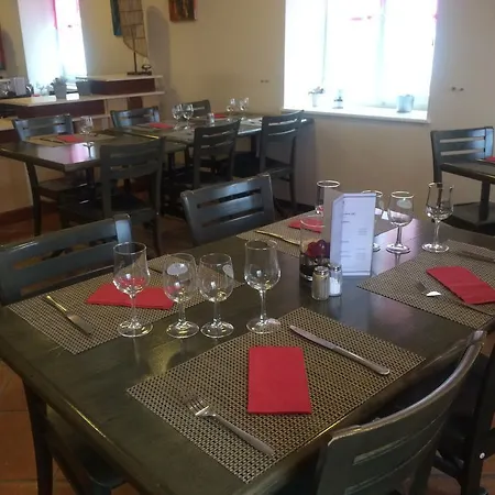 Hotel De L'ecu Vaudois