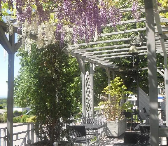 De L'ecu Vaudois 3* Begnins